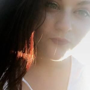 Meet your Posher, Sabrina